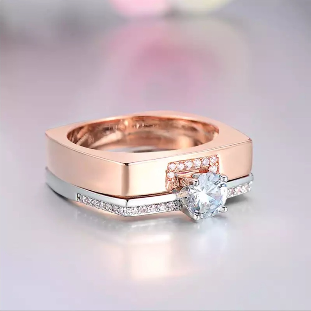 New Women’s Two Tone Beautiful Diamond Ring